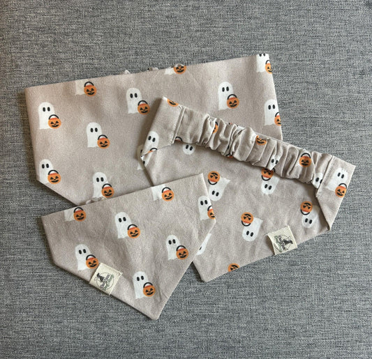 Ghost Trick Or Treat Scrunchie Dog Bandana, Halloween Pet Accessories, Fall Bandanas